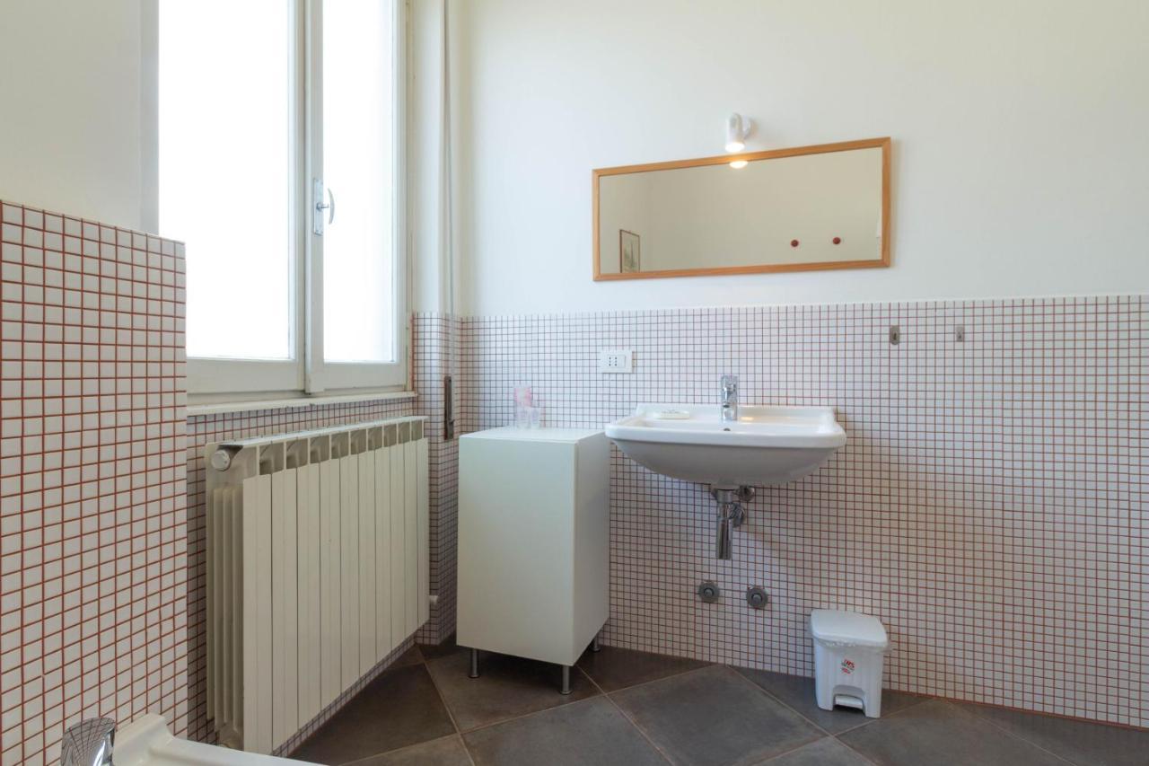 Mamma Ciccia Holiday Home - Confalonieri Манделло-дель-Ларио Экстерьер фото